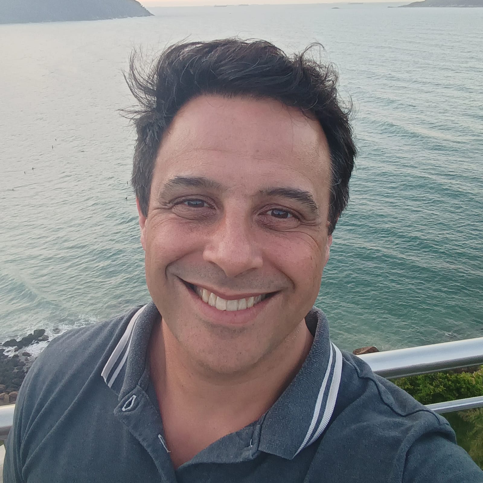 Rogério Kobal - Marketing Digital, Growth Markeeting, Automações com IA, Ilustrações, Treinamentos e Autoconhecimento